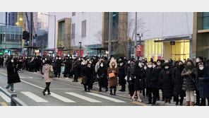 선로 화재에… 지하철 3호선 출근길 2시간 ‘멈춤’