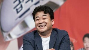 ‘100억 남기고 사망’ 가짜뉴스에…백종원 “몸건강히 잘있다” 일축