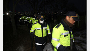 ‘전 애인·택시기사 살해’ 30대, 내일 영장심사…경찰 시신 수색 중