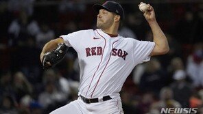 리치 힐, 만 43세에도 선수로 뛴다…피츠버그와 계약