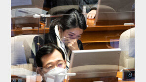 경찰 ‘신현영 닥터카’ 수사 박차…시민단체 고발인 조사