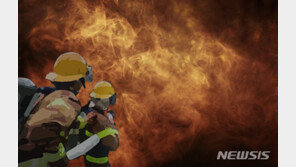 과천 제2경인고속도로 방음터널서 불…진화 중