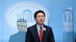 與당권주자, 유승민에 “막말수준 비난 몰두…당대표 불출마하라”