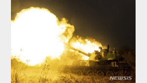 러, 미사일 120발 이상 낙하…우크라 전역, 공습 경보 발령