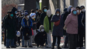 상하이 1000만명 감염설 속 中대도시엔 새해맞이 인파 북적