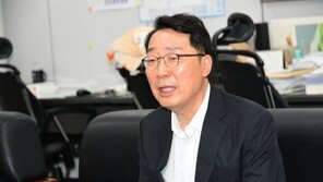 윤영찬 “정진상 본 적도 없어…허위보도 책임 묻겠다”