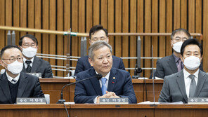 이상민 “서울시가 3차례 준 건 ‘사망자 현황’…유가족 정보 불완전”