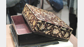 ‘조선 중기 나전함’ 고국으로… YFM, 경매서 구매해 기증 