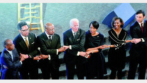 루서 킹의 외침 60년, 두쪽난 美… 가스레인지 규제 충돌까지 