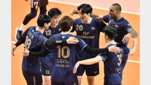 악재 딛고 1~3위 연파한 우리카드, 더 높은 곳으로?