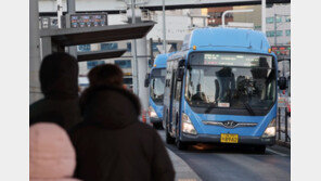 서울시, 지하철-버스 요금 ‘400원 인상안’도 함께 검토