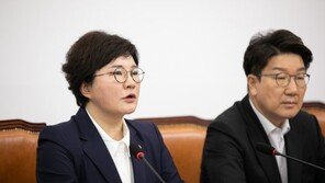 조수진 “나경원, 출마 기자회견 같다…더 숙고해주길”