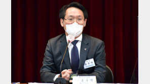 한의사회 회장 “초음파 쓰지 마라? ‘한의사는 짚신만 신어라’는 말”