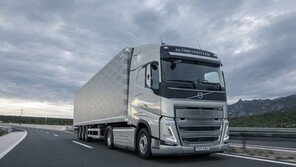 지난해 수입 상용차 2.5대 중 1대는 볼보트럭…16년 연속 수입 상용차 판매량 1위