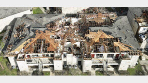 토네이도, 美 남부 강타… 15만 가구 정전