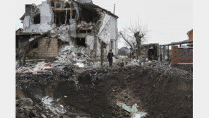 ‘서방 탱크 지원’ 발표 다음날…러, 우크라 대대적 공습