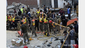 파키스탄서 자폭 테러로 최소 47명 사망·150명 부상