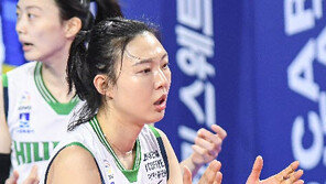 女배구 1, 2위 한 경기차… 선두다툼 후끈