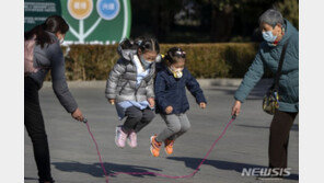 베이징시 “코로나 확산 막바지…항체 조사 개시 예정”