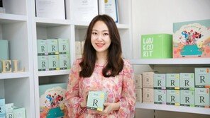 美엔 왜 품질 좋은 유기농 생리대 없을까… 韓기술력서 답 찾아 