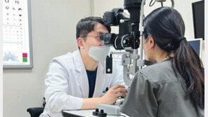 마흔인데 눈앞이 침침?… ‘젊은 백내장’이 늘고 있다 