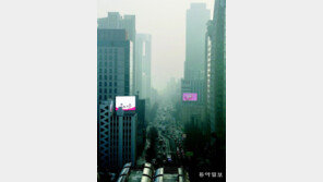 날씨 풀리니… 또 미세먼지 ‘공습’