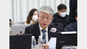 ‘장외투쟁’ 앞두고 野 균열 조짐… 與 “조국 수호 시즌2”