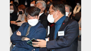 정진석 ‘언행 자제’ 경고…이준석 “간신배 편들겠단 말이냐” 되치기