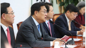 정진석, ‘대통령실 당무개입’ 지적에 “난센스…대통령은 1호 당원”