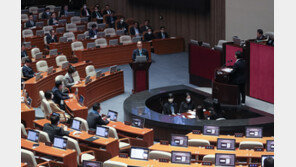 난방비 폭탄에 ‘네탓’…與 “文 인상 묵살” 野 “전기요금도 올라”