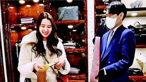 돌아온 외국인 관광객… 백화점 명품관등 매출 급등세 