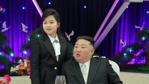 日전문가 “김정은 딸 김주애 공개는 4대 세습 정당화려는 의도”