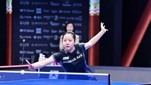 탁구 기대주 신유빈, 프로 데뷔 후 전승…한 게임도 안 내줘
