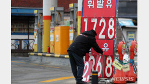 50원대로 좁혀진 휘발유-경유 가격차…일부에선 재역전