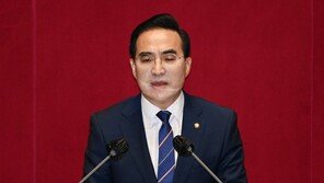 민주 박홍근, 교섭단체 대표연설…추경·김건희 특검 압박