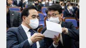 진성준 “이재명 체포동의안 마땅히 부결…당론으로 결정할 수도”