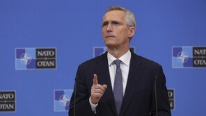 나토 사무총장 “러군 봄 대공세, 이미 시작된 듯…무기 공급 시급”