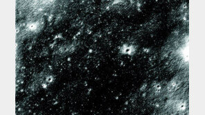 ‘다누리’가 촬영한 달 표면 사진 첫 공개