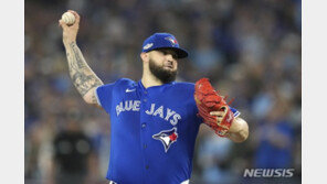 ‘16승 투수’ 마노아, 시즌 집중 위해 WBC 미국대표 거절