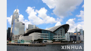 홍콩, 하락세 홍콩달러 매수 시장개입…“3개월 만에 6800억원 투입