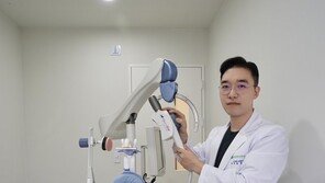 자기장 사용하는 ‘경두개 자기 자극’으로 이명 치료한다
