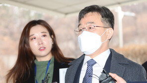 ‘대장동 의혹’ 김만배 17일 영장심사…‘범죄수익 340억 은닉’ 혐의