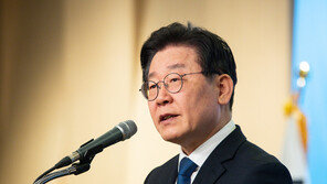 이재명, 비명계와 일대일 회동…체포동의안 대비 ‘표단속’?