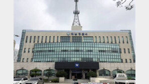 20m 육교 밑에 숨져 있는 20대 몸에 車 바퀴 자국…사망원인 조사중