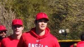 日 ‘이도류’ 오타니 “힘 좋은 한국팀, 재밌는 대결 될 것” 