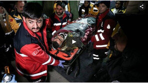 ‘278시간 기적’ 튀르키예 40대男 생환…혹한 속 구조는 계속된다