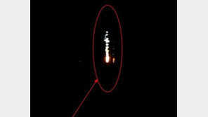‘밤하늘 번쩍’ 北ICBM, 日전투기에 포착… 한눈에 봐도 불빛 선명