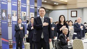 尹 지지율, 3.5%p 오른 40.4%…6주 만에 40%대 회복