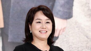 ‘이제훈 성희롱 발언’ 이경실, 연대생에 고발당했다