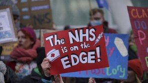 영국 전공의 다음달 파업 예고…의료 현장 혼란 가중